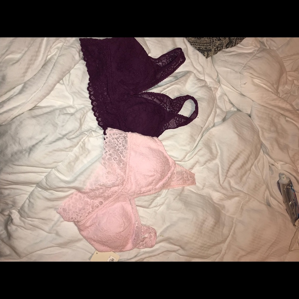 2 bralettes